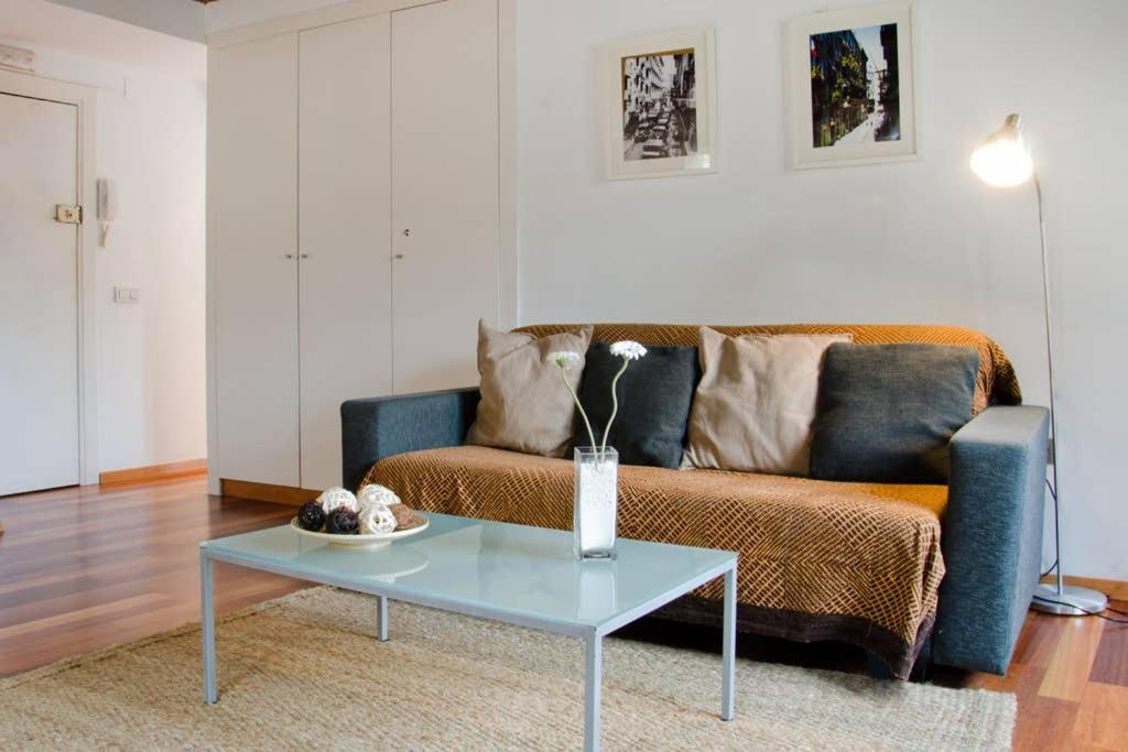 Ripoll Apartments Барселона Экстерьер фото