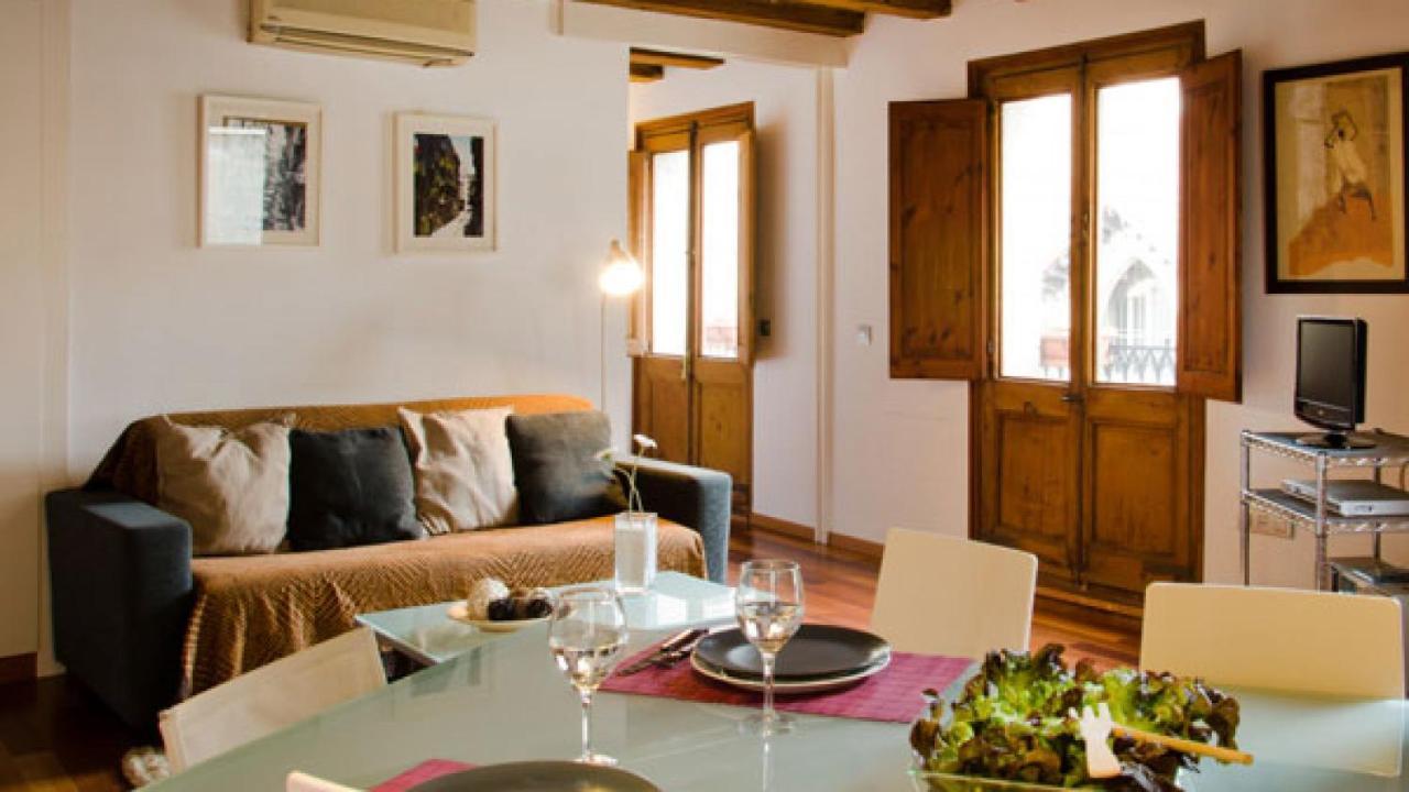 Ripoll Apartments Барселона Экстерьер фото